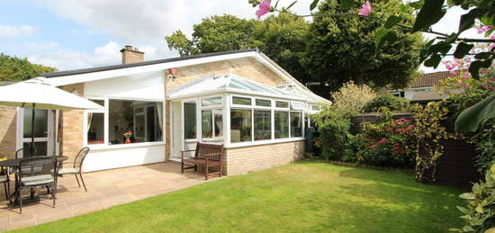 2 bedroom semi-detached bungalow for sale