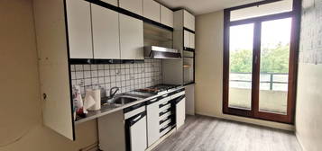 APPARTEMENT T5 - Proche CHU