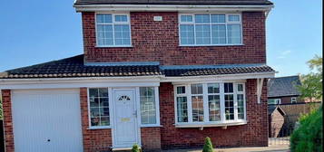 3 bed detached house for sale