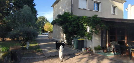 Maison traditionnelle 1 étage  à vendre, 6 pièces, 5 chambres, 180 m²