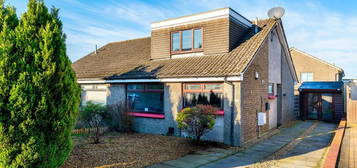 3 bed semi-detached house for sale