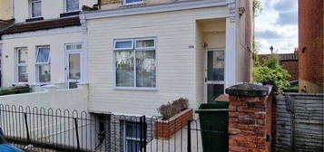 4 bedroom end of terrace house for sale