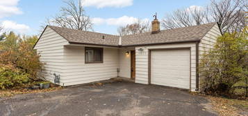 1211 Delaware Ave, Mendota Heights, MN 55118