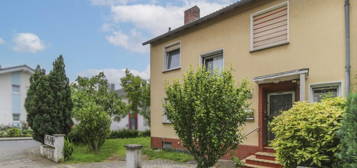 Charmantes Rheineckhaus mit großem Grundstück in familienfreundlicher Lage Niederkassel