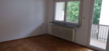 Schöne helle 3-Zimmer-Wohnung mit Balkon in Keltern