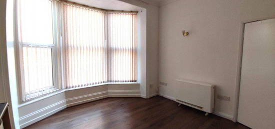 Flat to rent in Bowesfield Lane, Stockton-On-Tees TS18