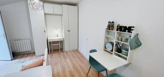 Studio meublé refait à neuf - Quartier 3 Maisons, Nancy