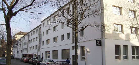 Helles Apartment, 1. OG, Uni-Nähe (DU-Neudorf)