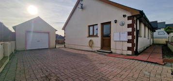 3 bedroom bungalow for sale