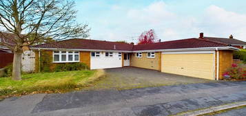 4 bedroom detached bungalow for sale