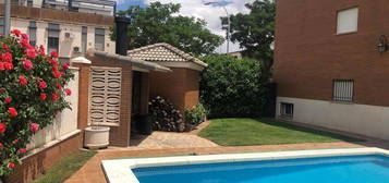 Chalet pareado en venta en puente de Nolaya, 59