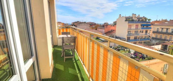 Appartement meublé  à vendre, 3 pièces, 2 chambres, 45 m²