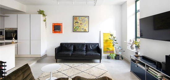 Flat for sale in Martello Street, London Fields, London E8