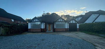 Detached house to rent in Ongar Rd, Brentwood CM15