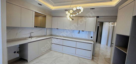 GENÇ KARDEŞLERDEN 2,5+1 GÖBEK DAİRE