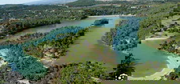 Au Lac de la Cavayere carcassonne villa 162 m2/1289m2 terrain piscine Dôme de 1.80 de haut cuisine d’été garage dependance