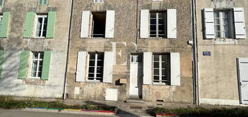 Maison 2 étages  à vendre, 5 pièces, 3 chambres, 90 m²