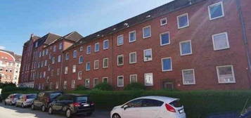 Kurzfristig Nachmieter für schöne 2-Zimmer-Wohnung in Kiel Wik gesucht