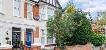 Flat for sale in Harpenden Road, Aldersbrook E12