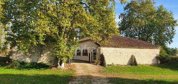 Maison en pierre et colombages, à vendre 4 pièces LAGRANGE (40)