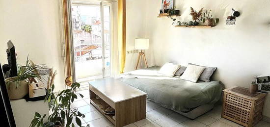 Appartement  à louer, 2 pièces, 1 chambre, 37 m²