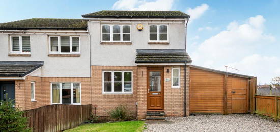 3 bedroom semi-detached house