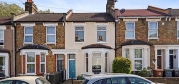 3 bed property for sale