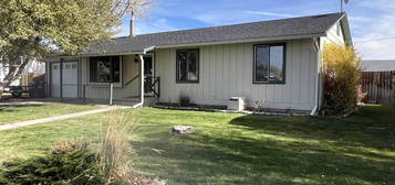 260 Smith St, Lander, WY 82520