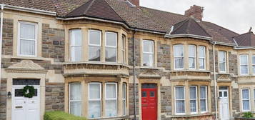 5 bedroom terraced house