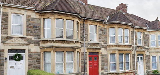 5 bedroom terraced house