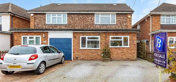 4 bed semi-detached house for sale