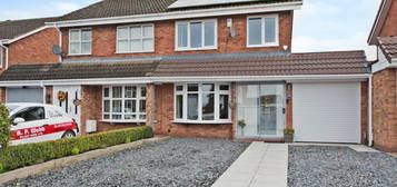 3 bedroom semi-detached house for sale