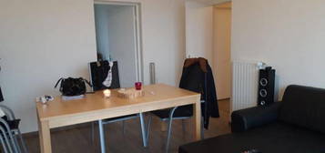 Appartement  à louer, 3 pièces, 2 chambres, 69 m²