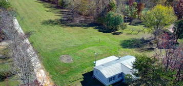 2361 Pine Grove Rd, Winfield, TN 37892