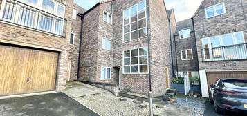 Flat to rent in Orchard Mews, Eaglescliffe, Stockton-On-Tees TS16