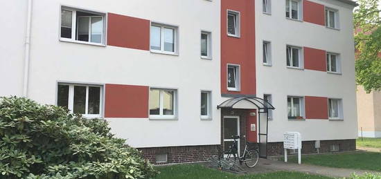 Grün gelegene 2-RW mit Balkon in ruhiger Lage!