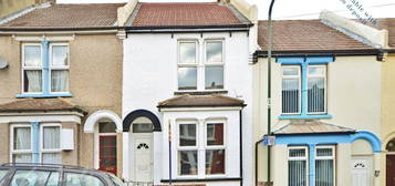 2 bedroom terraced house