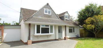 4 bed detached house to rent