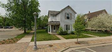 122 S 2nd Ave, Wausau, WI 54401