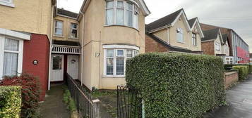 3 bedroom semi-detached house