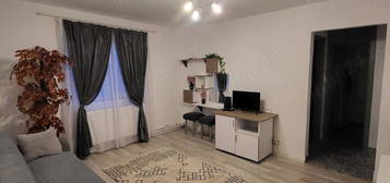 Inchiriez Apartament 2 camere