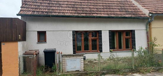 Dům, 65 m², Ivančice, 664 91