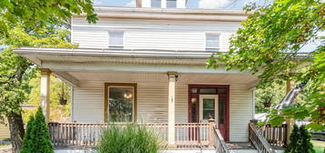 704 Pottsville St, Lykens, PA 17048