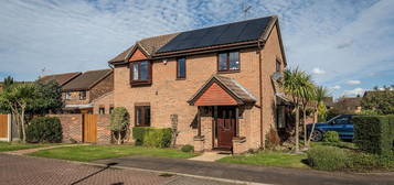 4 bed detached house for sale