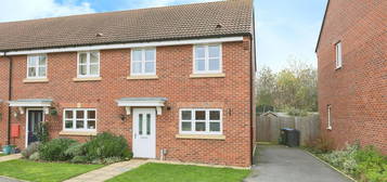 End terrace house for sale in Horseshoe Crescent, Wellesbourne, Warwick CV35