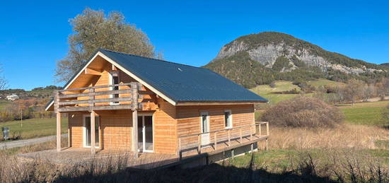 Chalet neuf 132 m avec 3 chambres sur terrain 880 m vue imprenable