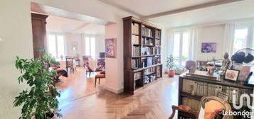 Appartement 4 pièces 178 m²