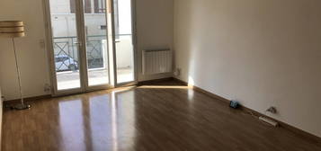 Appartement  à louer, 3 pièces, 2 chambres, 67 m²