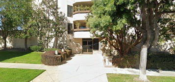 10409 Riverside Dr Unit 204, Toluca Lake, CA 91602