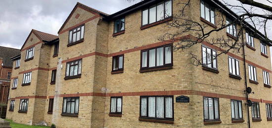 Flat to rent in Cloisters Court, 174 Erith Road, Bexleyheath DA7